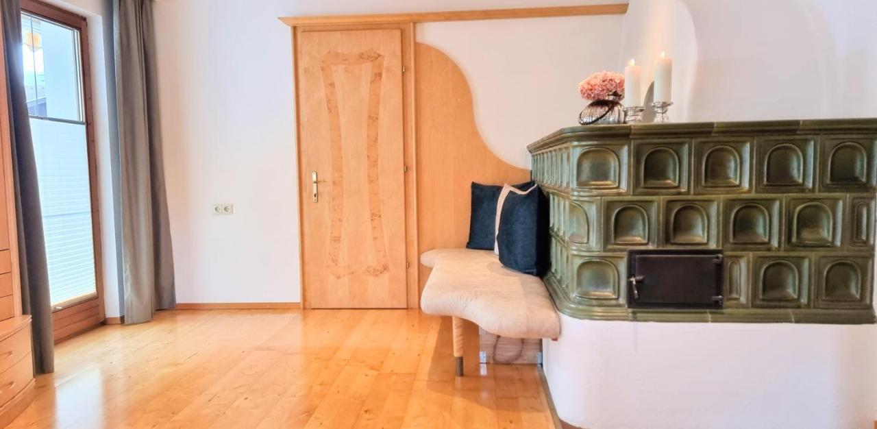 Apartment Zum Landarzt Neustift im Stubaital Exterior foto