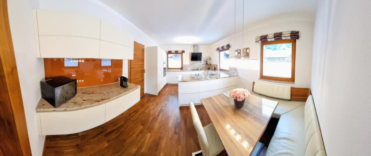 Apartment Zum Landarzt Neustift im Stubaital Exterior foto